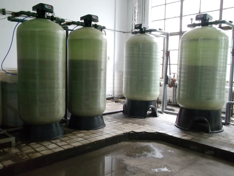 石英砂過(guò)濾加軟化過(guò)濾_河南水處理設(shè)備廠家安裝