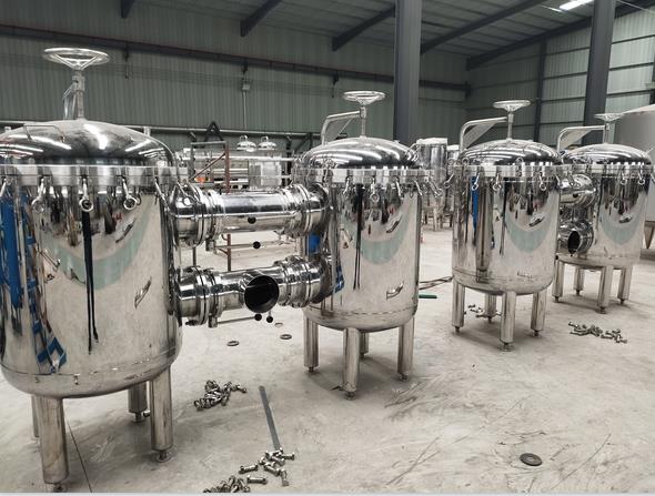 不銹鋼過濾器_鄭州水處理過濾器設(shè)備廠家