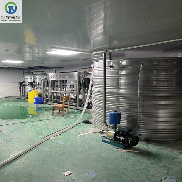 湖北荊州飲料廠10噸單級反滲透純凈水設(shè)備